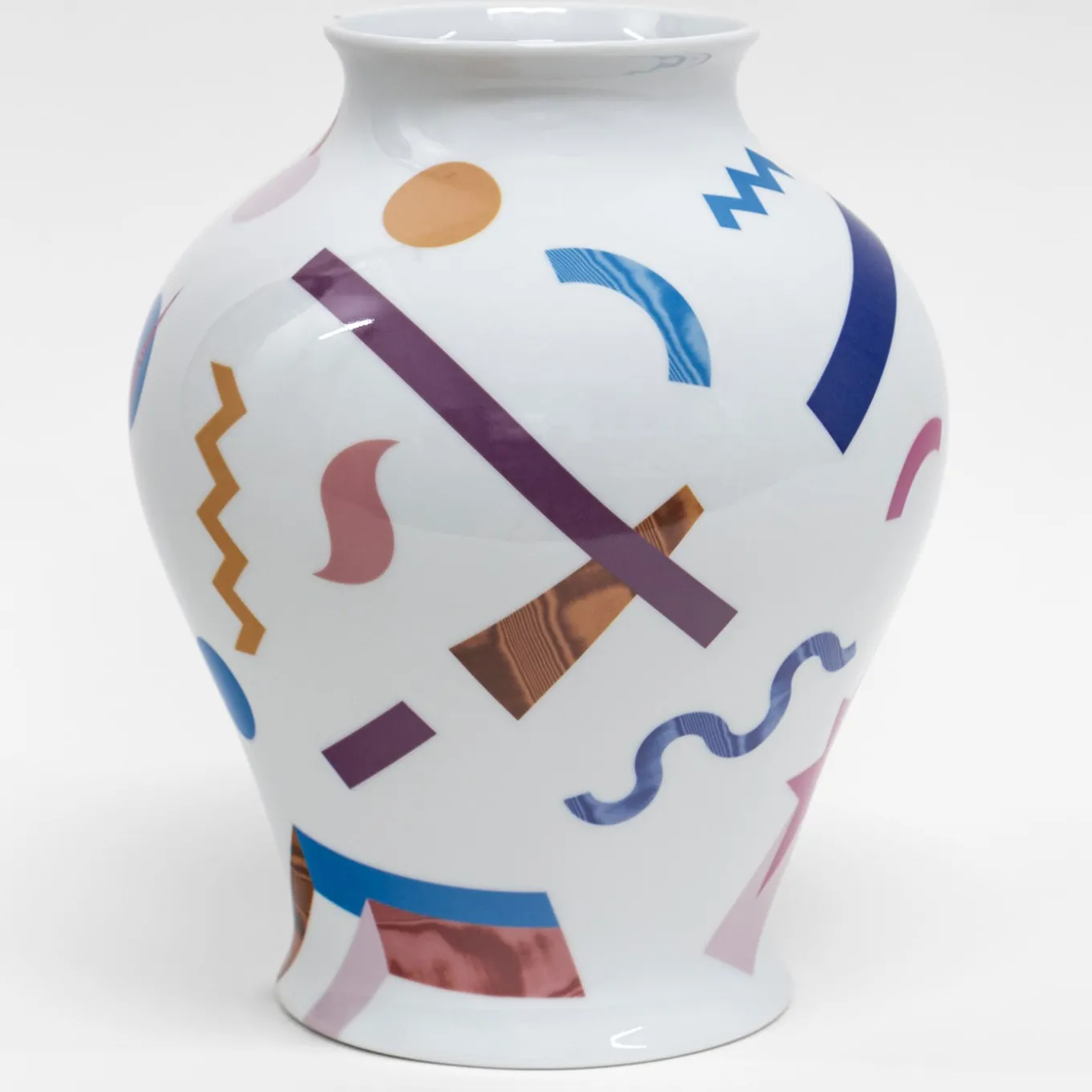 Alchimie vaso anfora in porcellana con decoro astratto h32cm