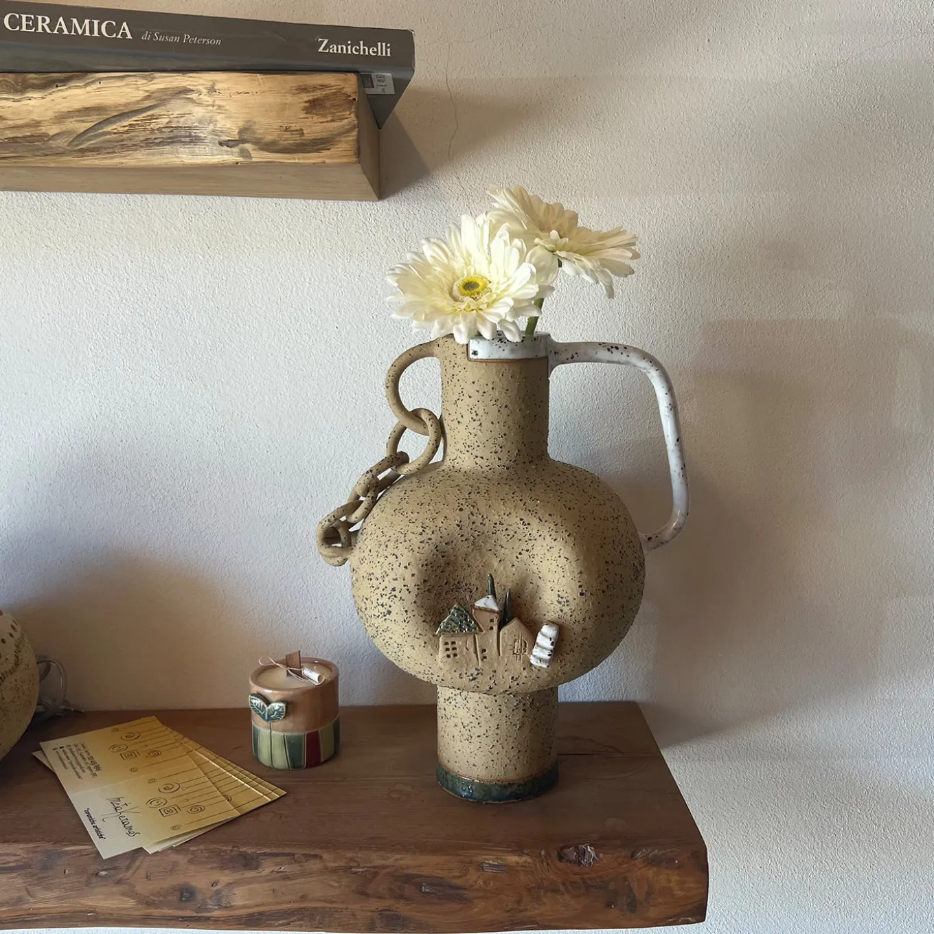 Anfora Origine Interiore della Collezione Micromondo in Ceramica