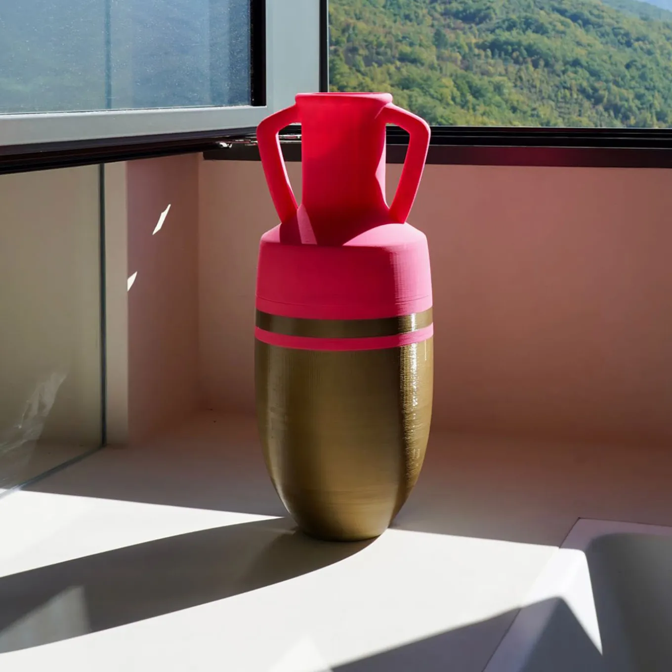 Anfora Ottaviano XL in bronzo e fucsia