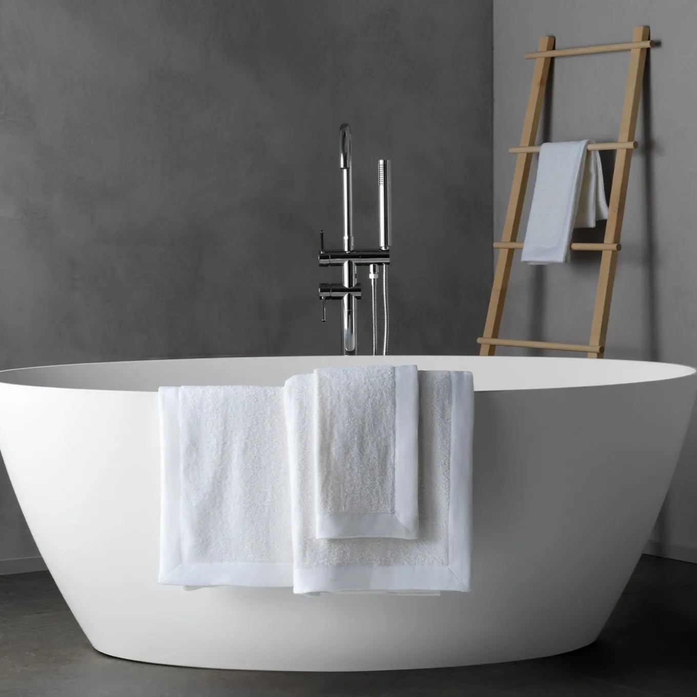 Asciugamano da bagno bianco Kanapa
