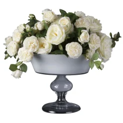 Camilla Roses Composizione floreale finta con vaso