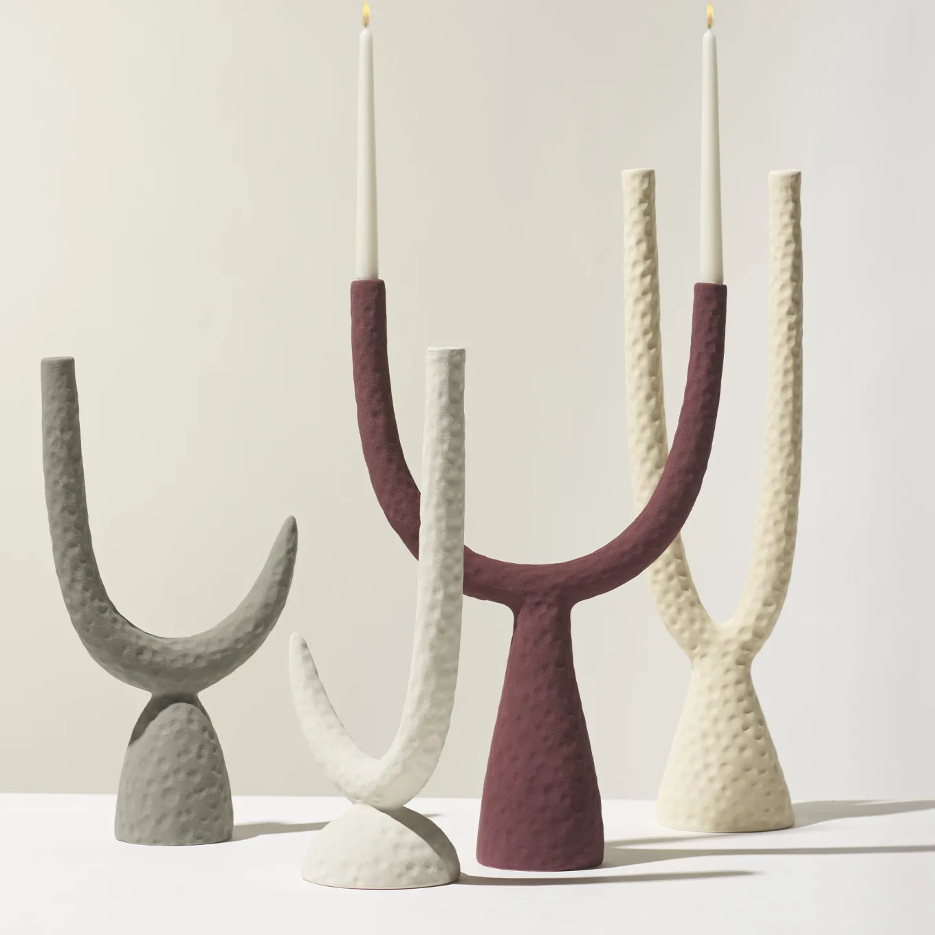 Candelabro Delta in Ceramica Borgogna Opaco