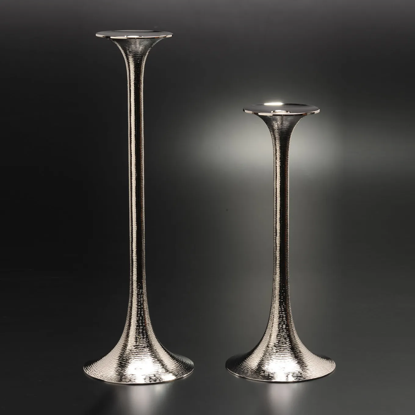 Candeliere / Vaso d'argento Madurai