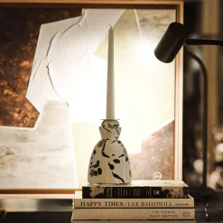 Candeliere in ceramica bianco e nero con 4 candele profumate