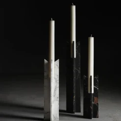 Candeliere in marmo nero e oro Trinity S