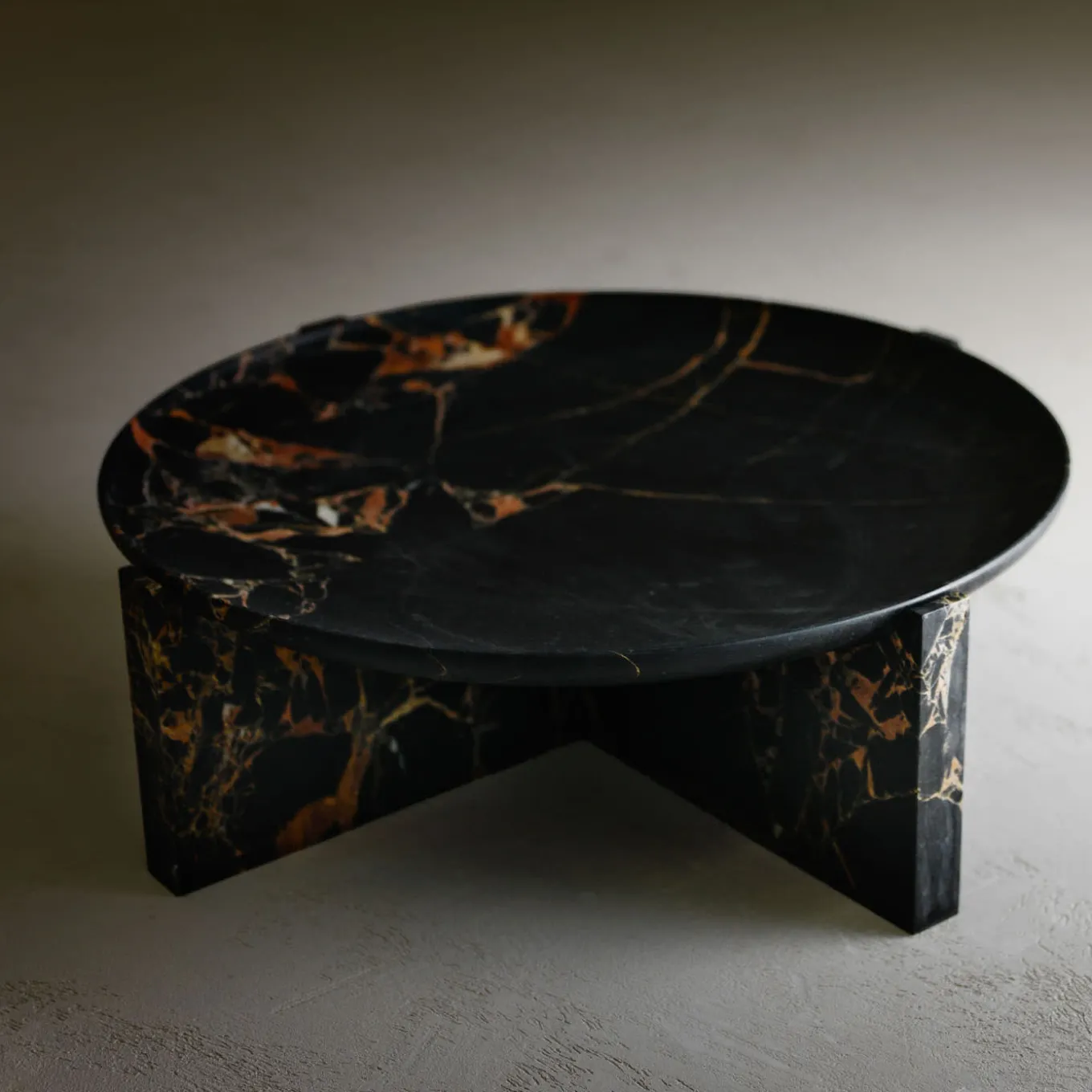 Centrotavola in marmo nero e oro Imperial M