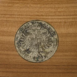Centrotavola Moneta Antica in Afromosia n.4