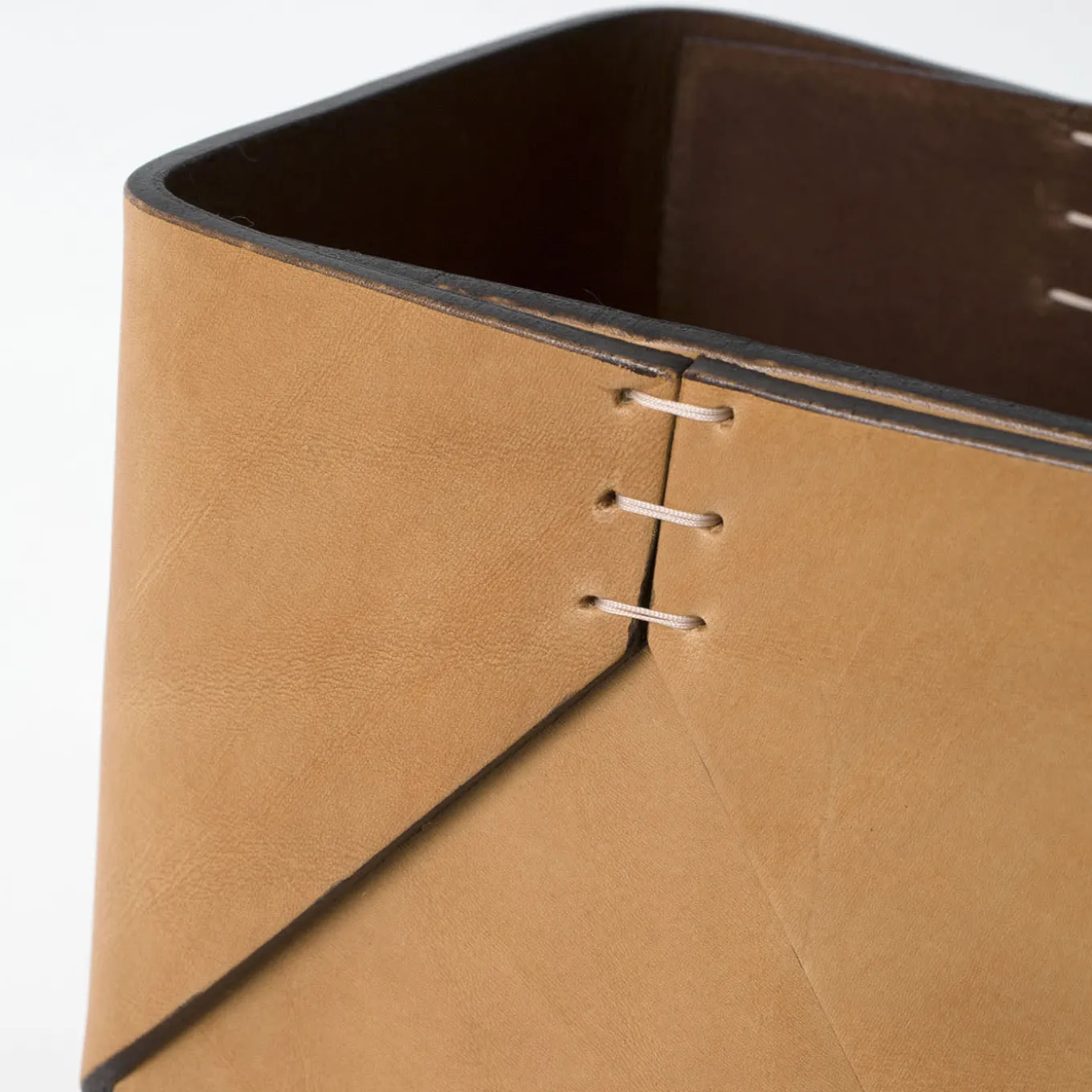 Cestino Regular Cubic Khaki di Oscar Maschera