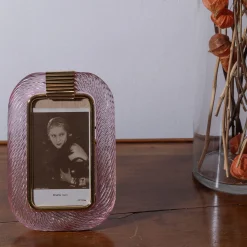 Cornice con Struttura in Ottone Lucido e Vetro a Torciglione Rosa
