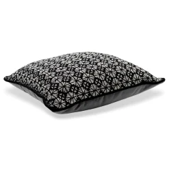 Cuscino Carrè bianco e nero in tessuto jacquard geometrico