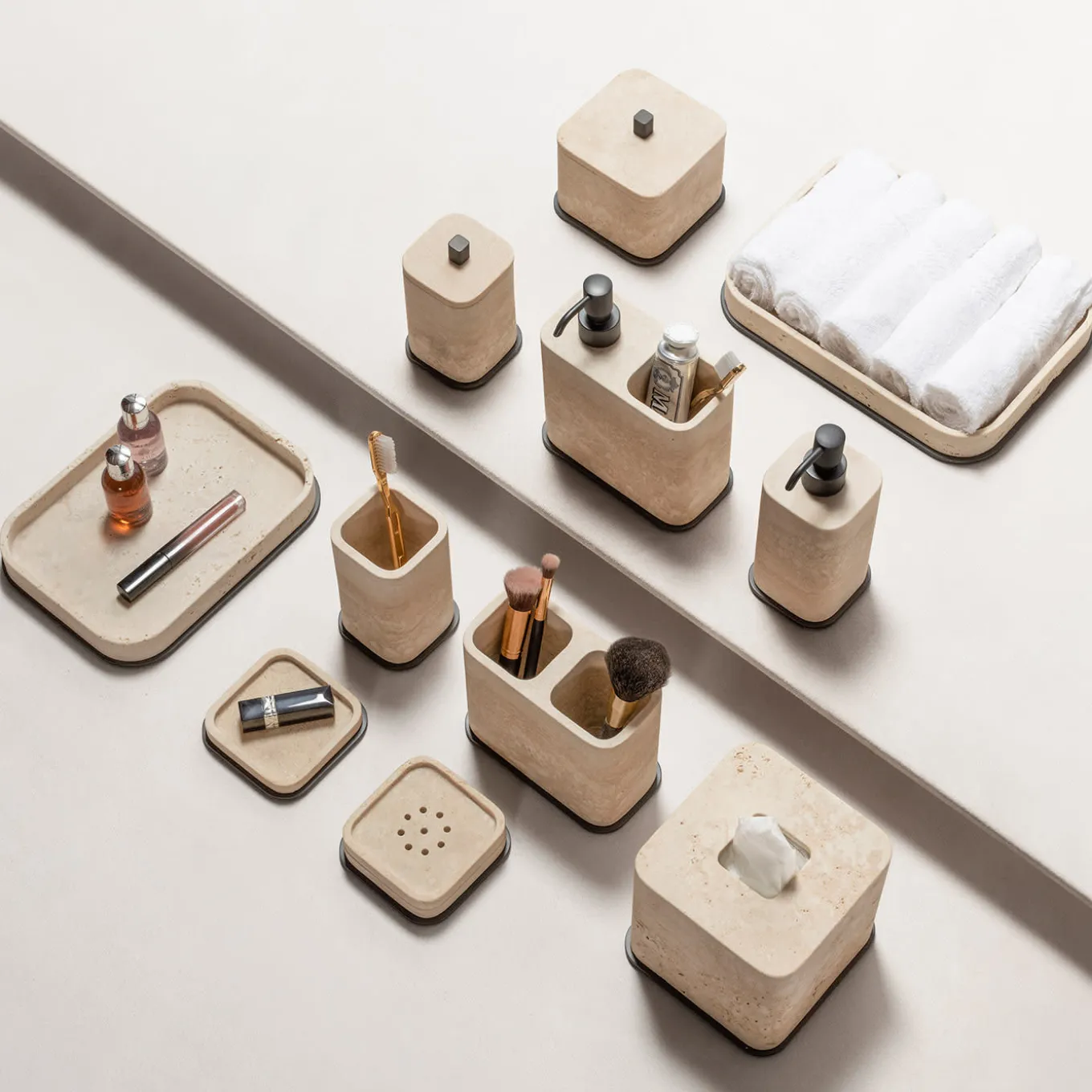 Dispenser per sapone Polo in marmo beige