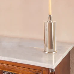 Elegante portacandele alto in argento placcato