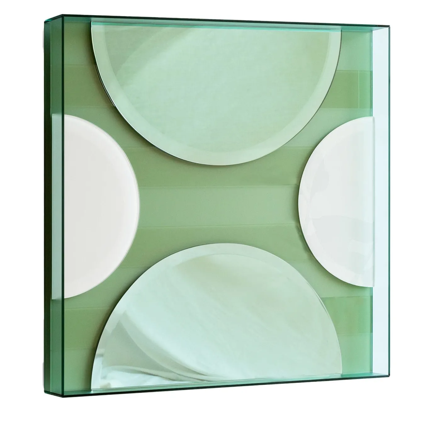Figure M2 Specchio verde