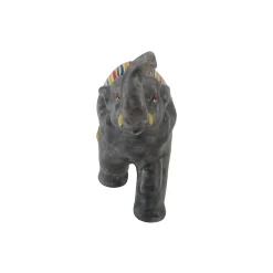 Figurina di elefante grigio