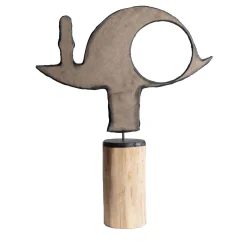 Il pesce beige scamosciato Scultura