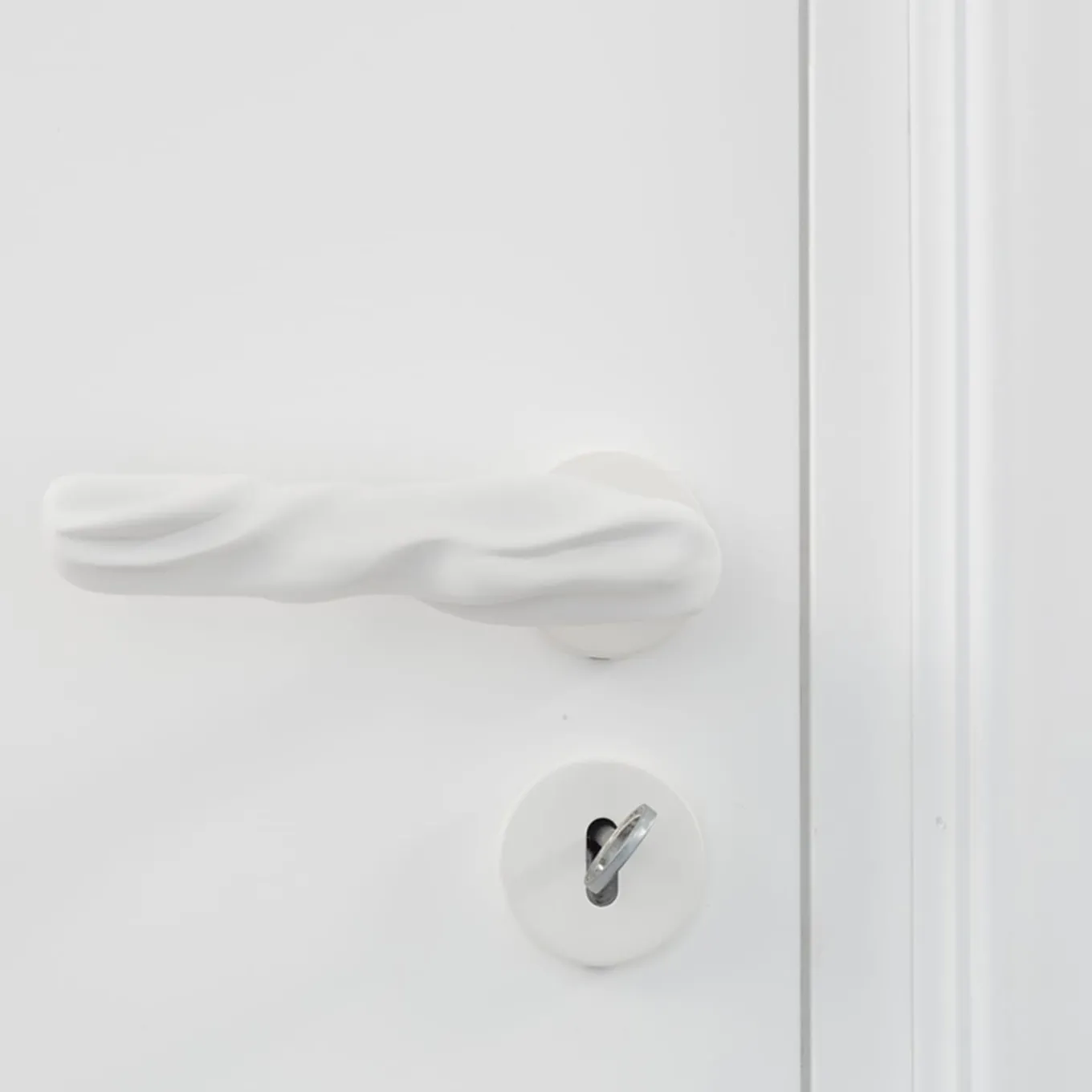 Maniglia Fiocco White di Nicole Valenti