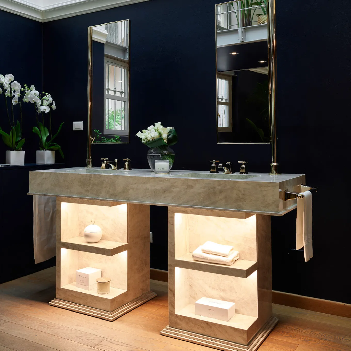 My Love Water Vanity Medium in Gres Porcellanato Taj Mahal