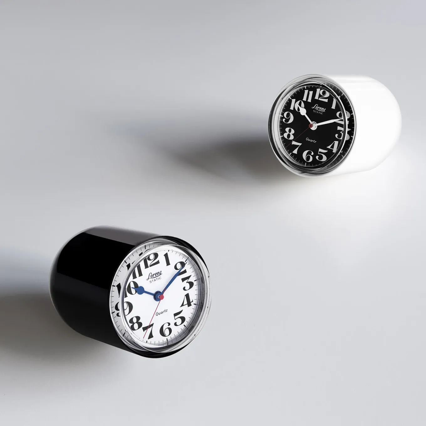 Orologio da tavolo bianco statico di Richard Sapper