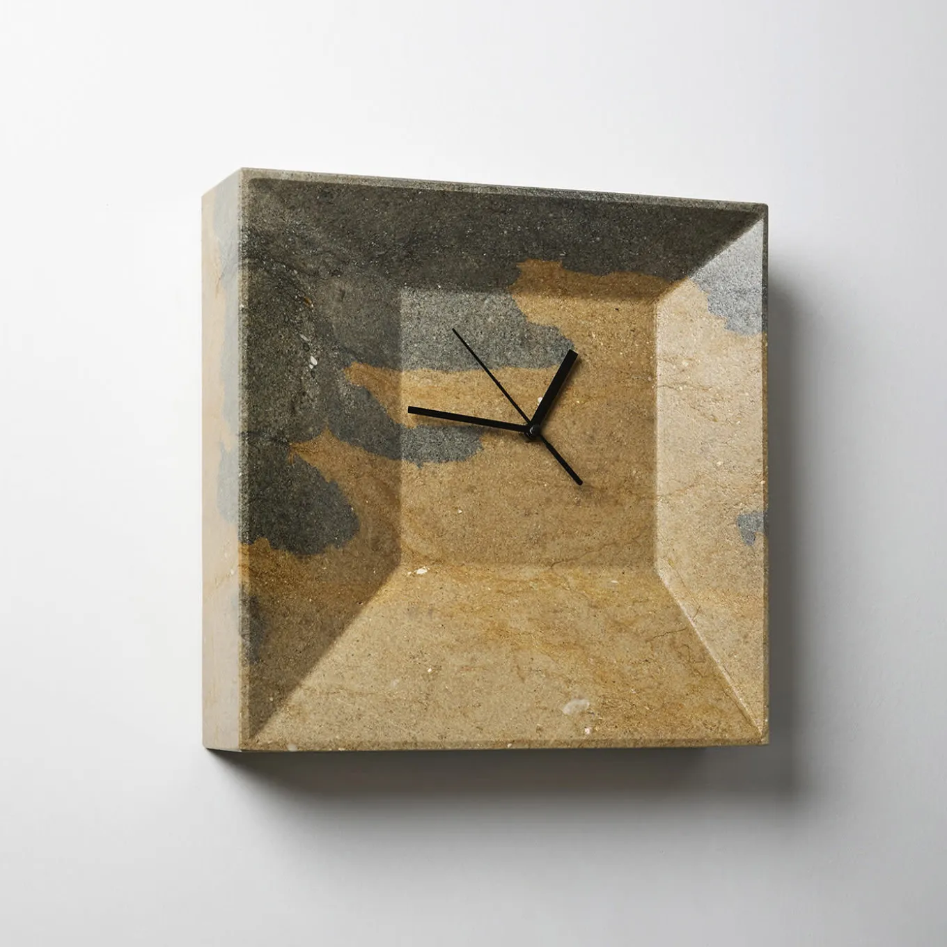 Orologio da tavolo/parete Pietro di Cristian Visentin