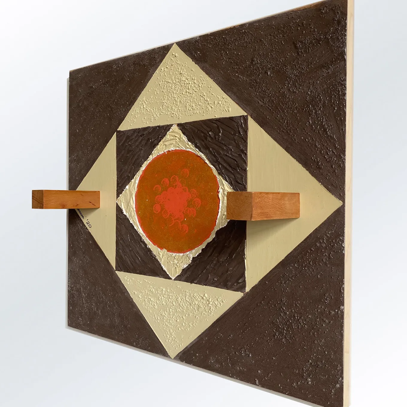 Pannello decorativo e appendiabiti a parete Concentrico di Mascia Meccani