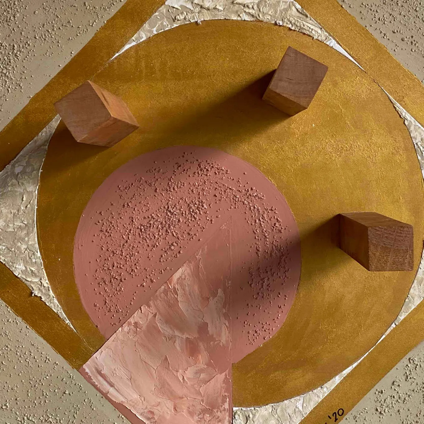 Pannello decorativo e appendiabiti da parete Eclissi di Mascia Meccani