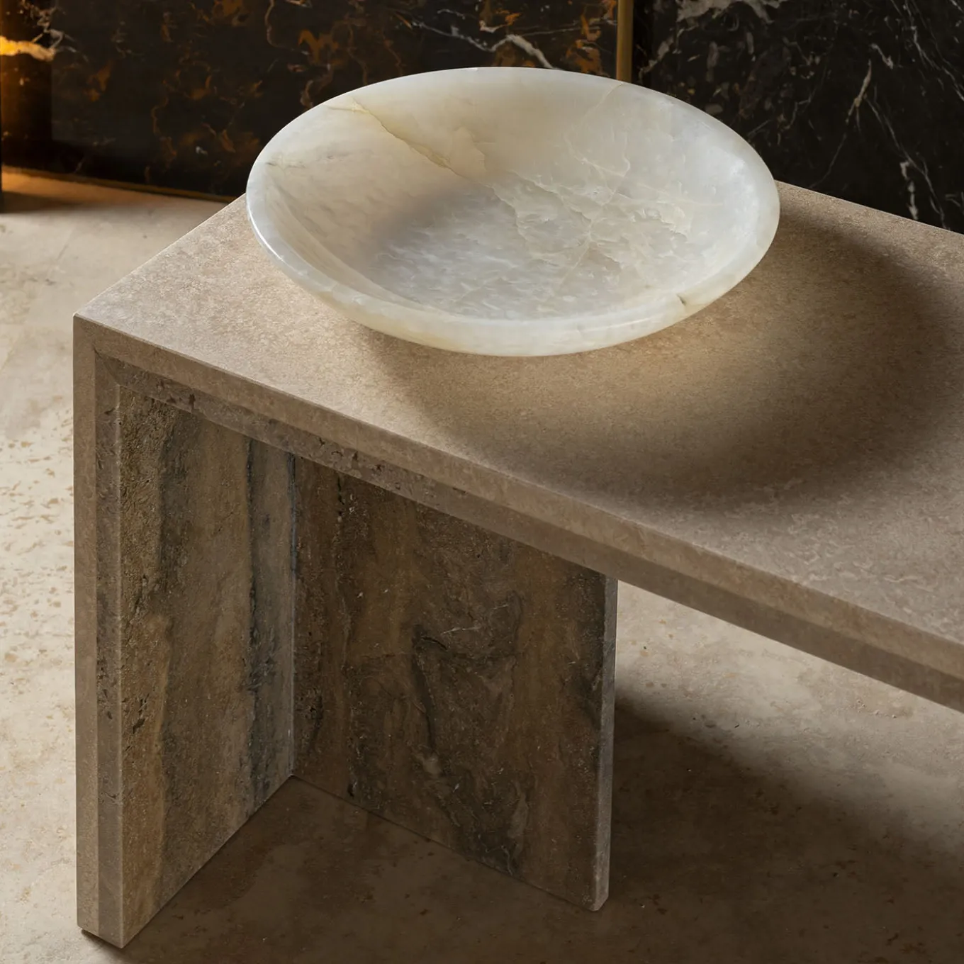 Piatto Decorativo in Onice Bianco di Palomba Serafini