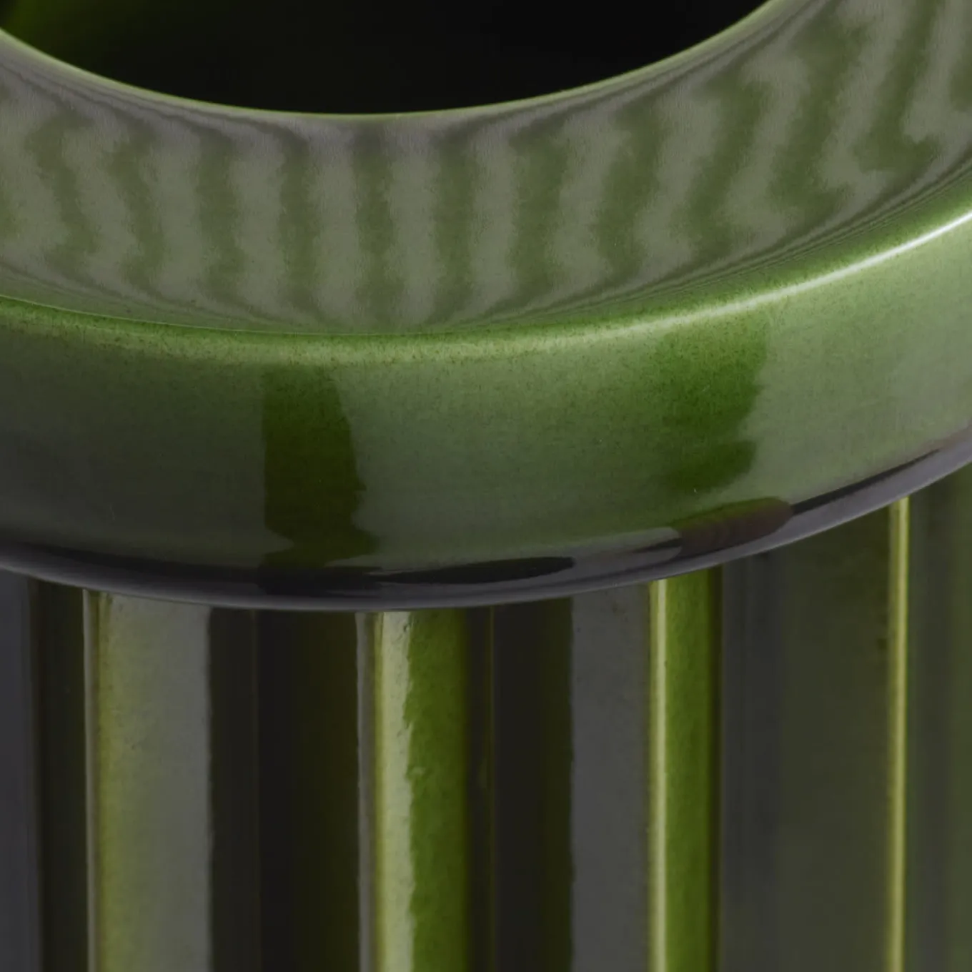 Rombini A Vaso Verde di Ronan e Erwan Bouroullec