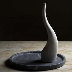Scultura Decorativa Ondulata in Travertino