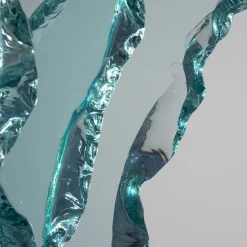 Scultura in cristallo d'onda con acquamarina