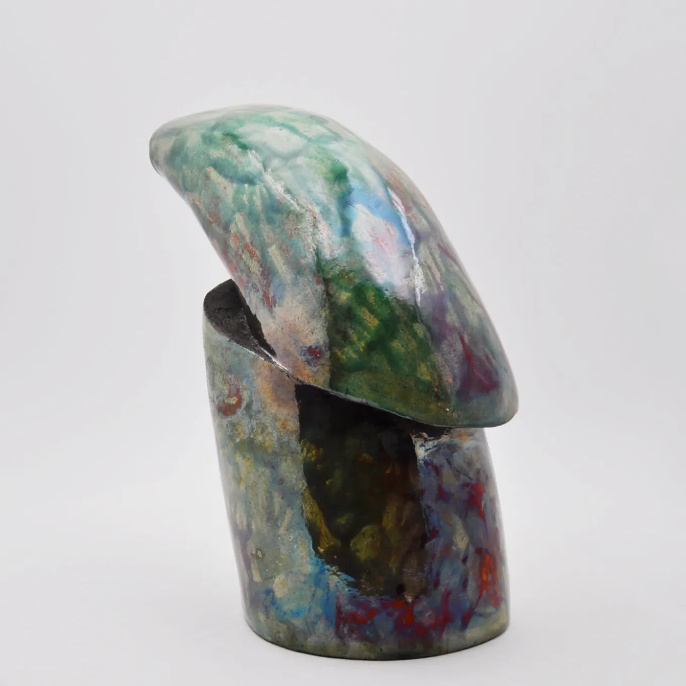 Scultura Keira Raku di Nino Basso