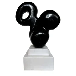 Scultura Molecola in marmo Nero Marquina di Piero Speranza