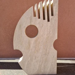 Scultura Moon Double Face in Travertino Romano e Persiano
