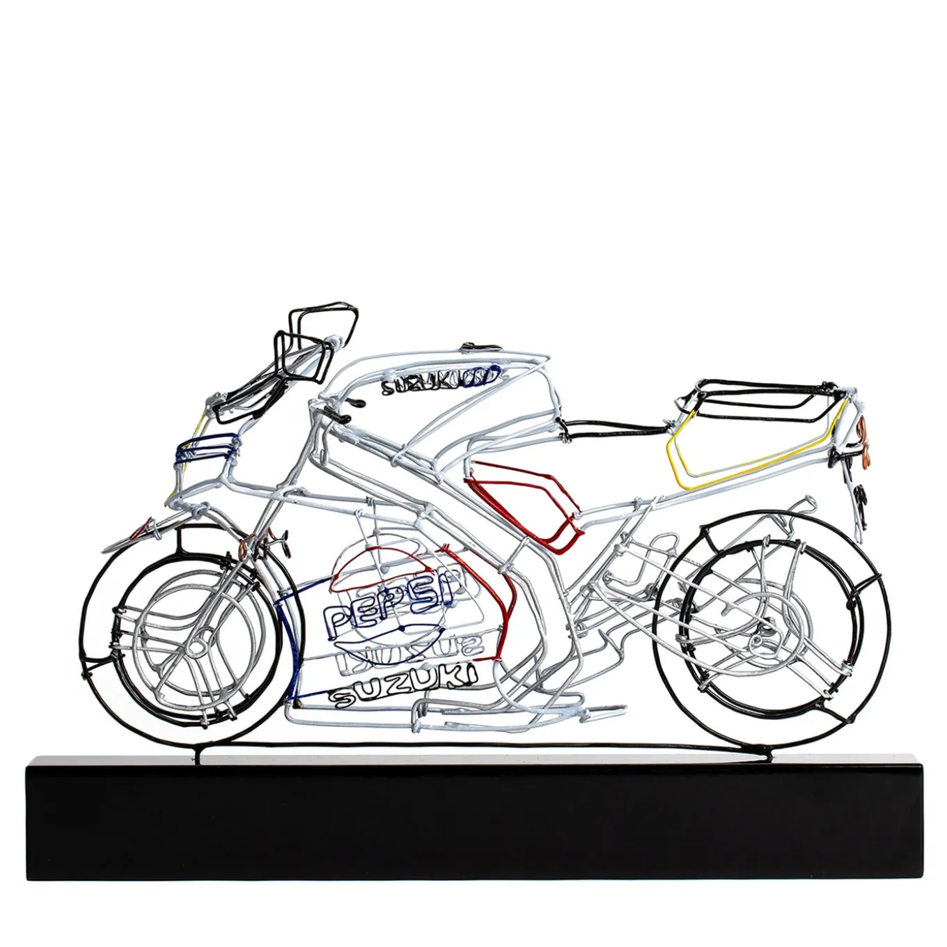 Scultura Moto da corsa in filo metallico