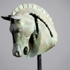 Scultura Testa di Cavallo Frammento in bronzo