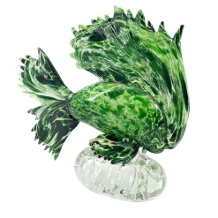 Scultura verde di pesce tropicale