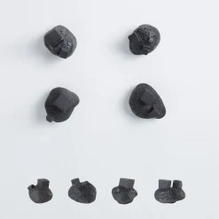 Set di 4 pomelli neri per porte Pietra #4 di Nicole Valenti