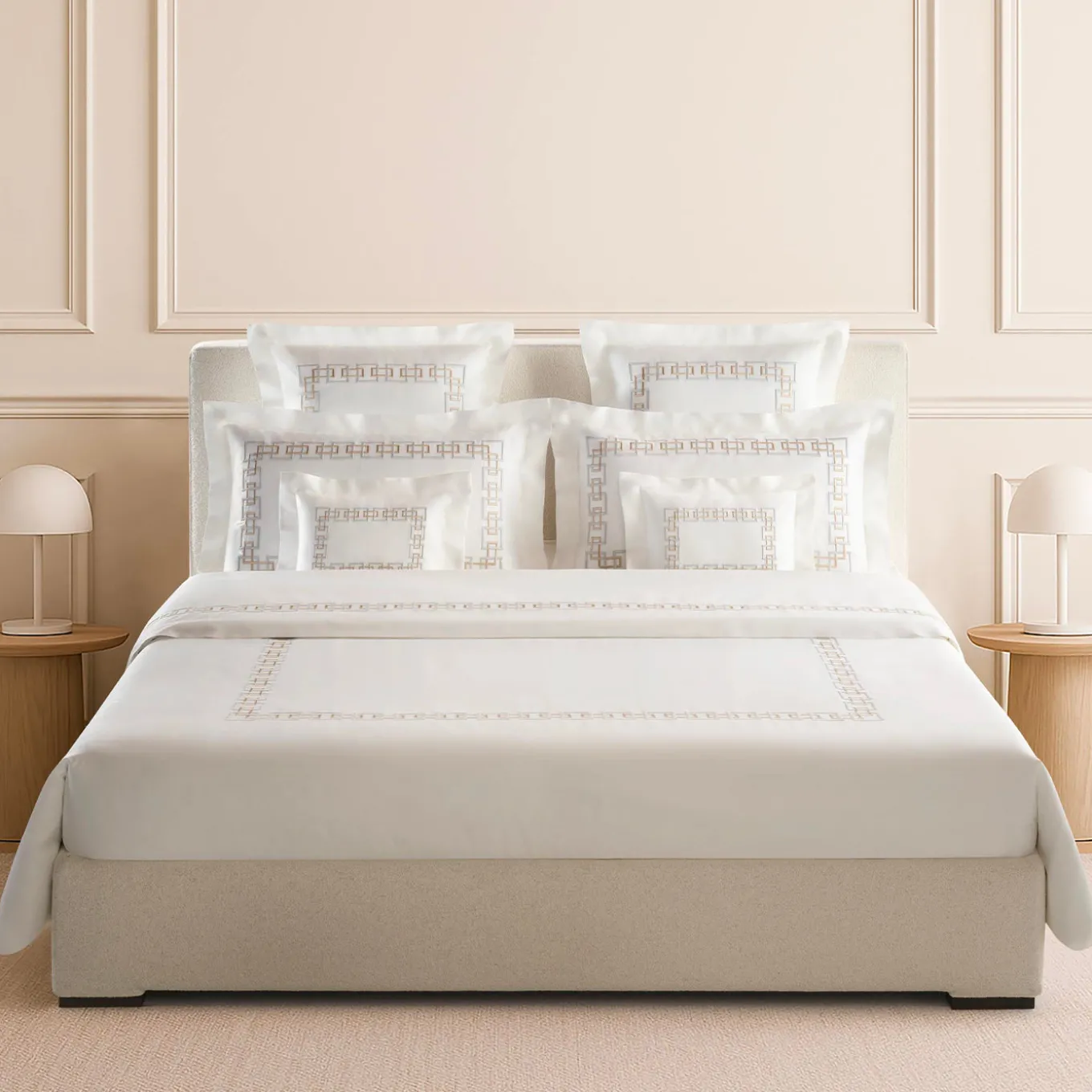 Set Lenzuola QENA ricamate in Cotone Percalle Bianco