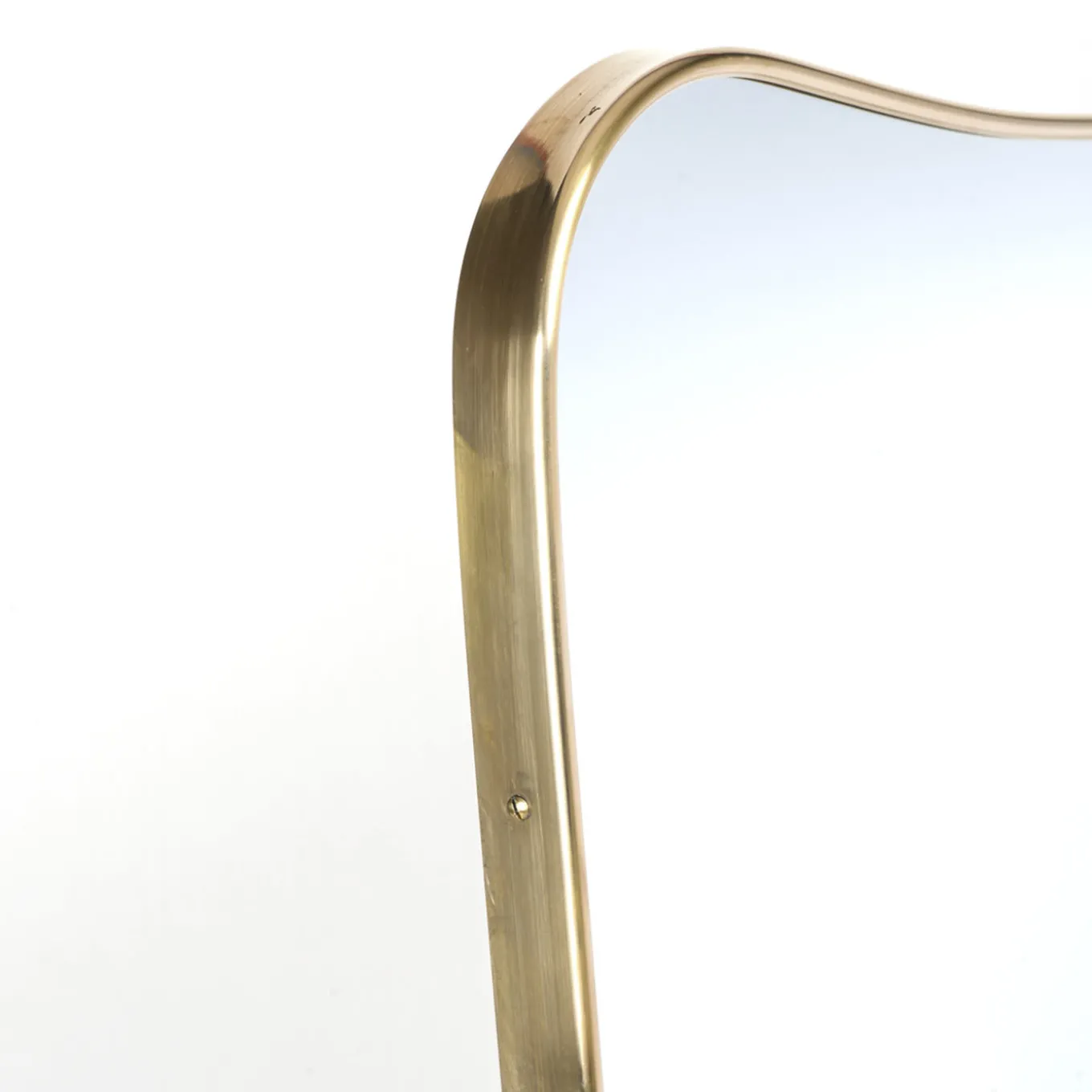Specchio Golden Gateway