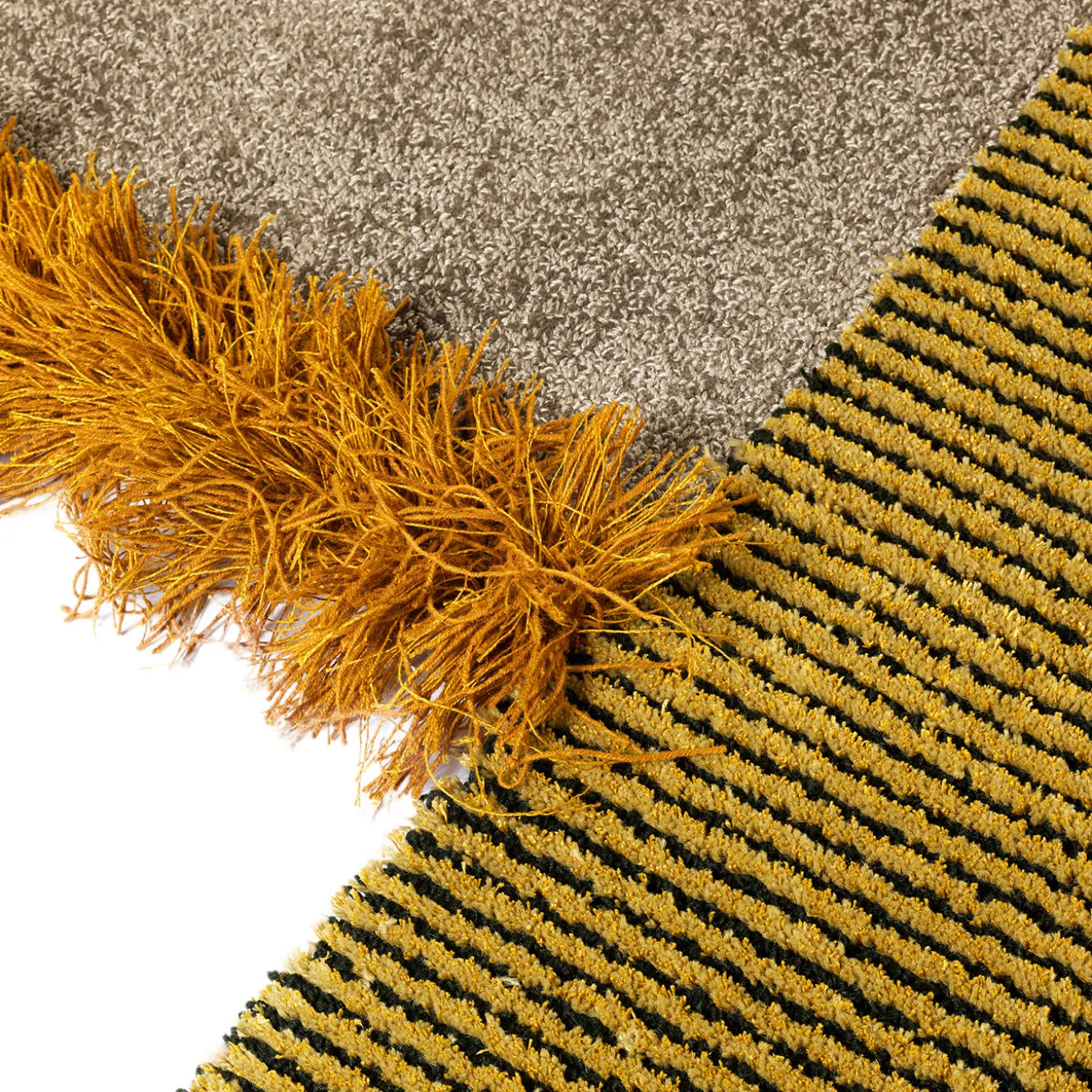 Tappeto Selce #1 Marcasite Yellow di Studio Salaris