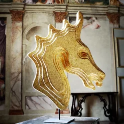 Testa d'oro Cavallo Scultura d'oro