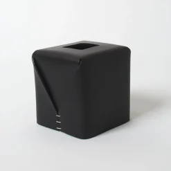 Tissue box Regular quadrato nero di Oscar Maschera
