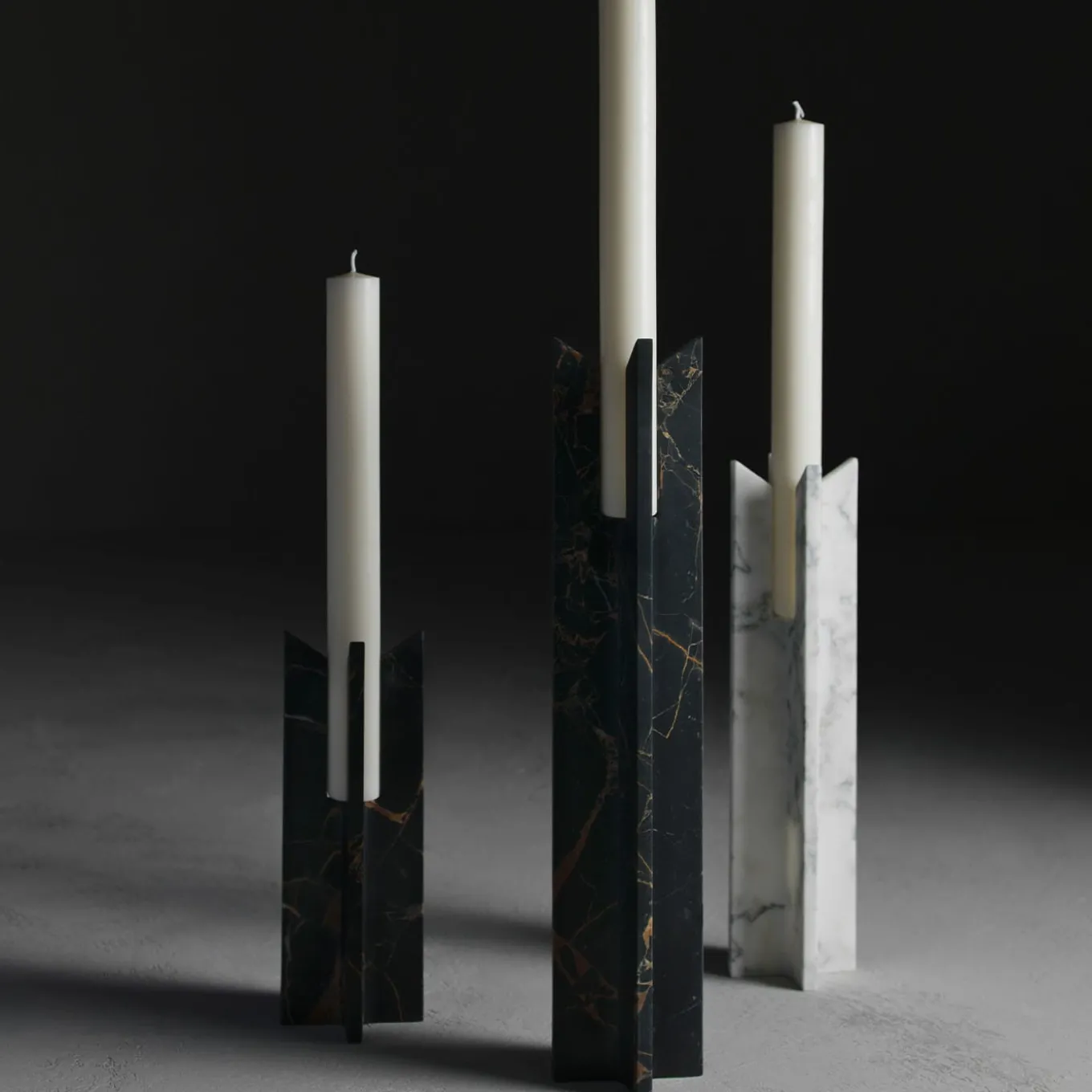 Trinity M Candeliere in marmo Calacatta Carrara