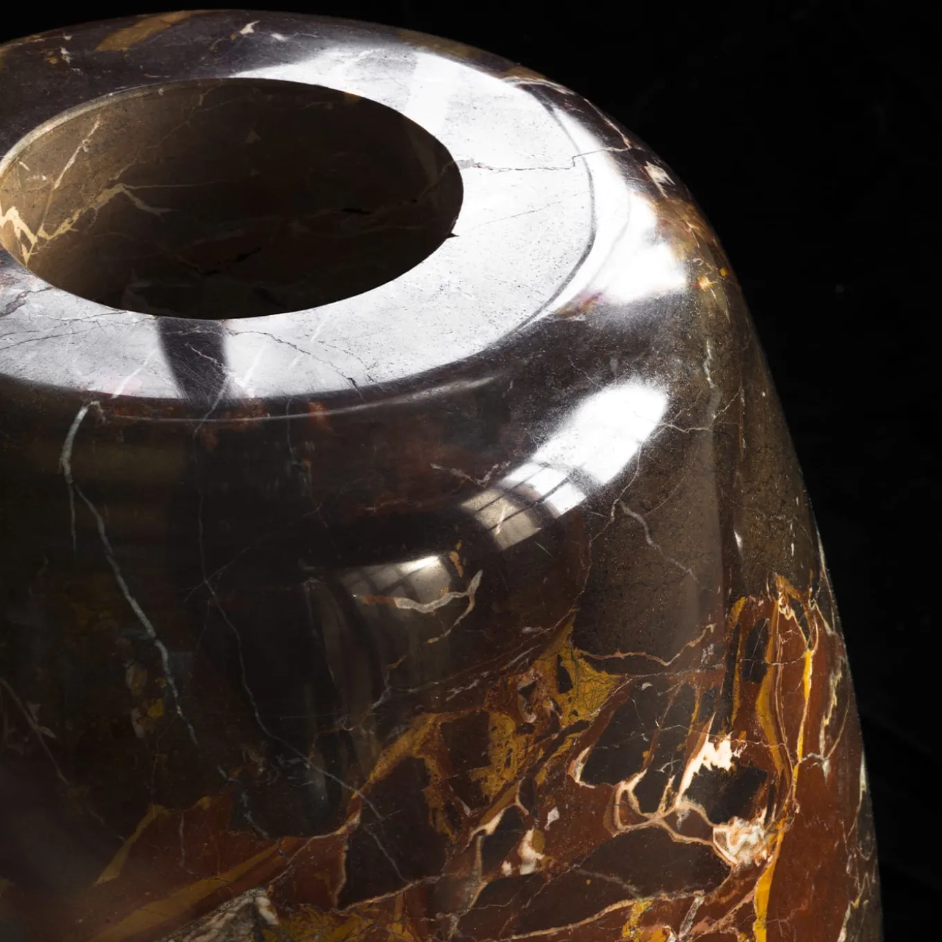Vaso Breccia Pontificia #1 di Franco Albini