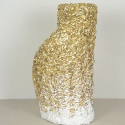 Vaso Con Scaglie Di Marmo Foglia Oro E Smalto Bianco Lucido