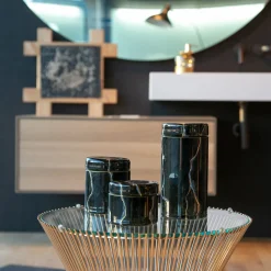 Vaso di vetro nero ispirato al marmo di Portoro con coperchio