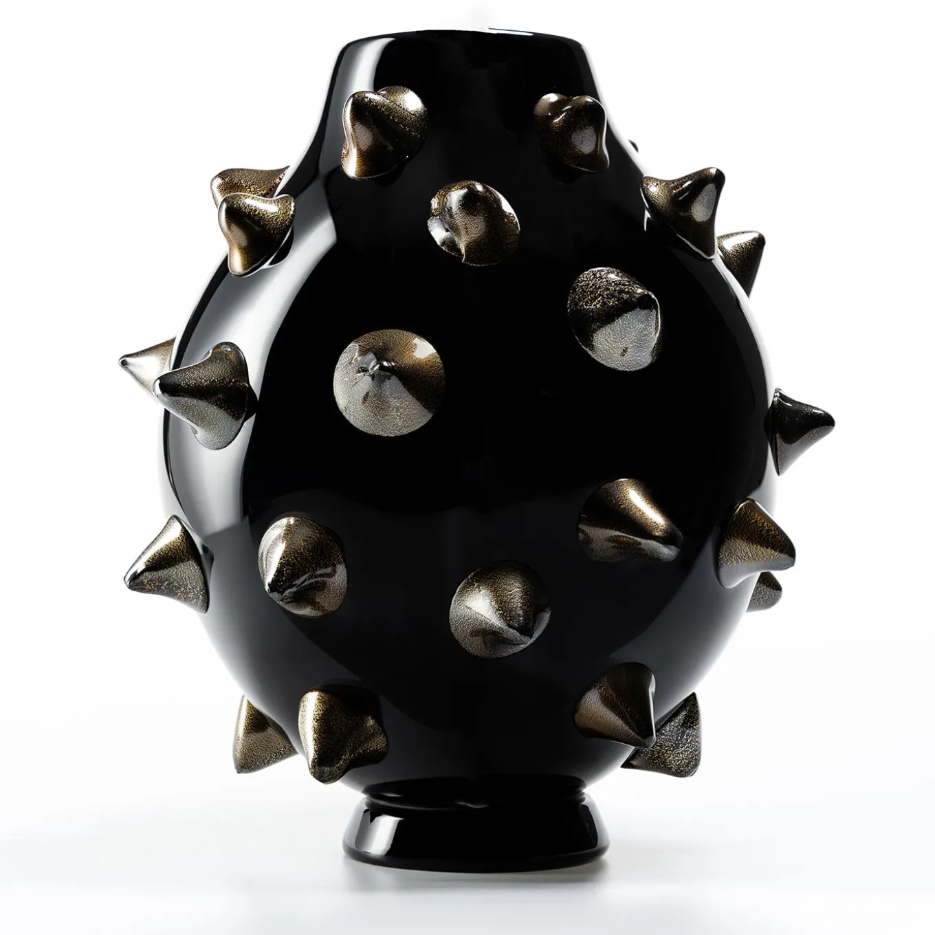 Vaso-scultura in vetro nero di Murano